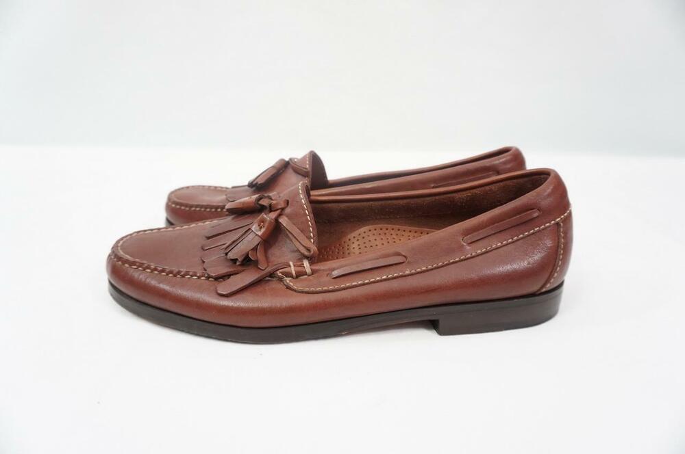 COLE HAAN KILTIE MOC USED 10.5 D BROWN LEATHER BOAT SHOES/TASSEL LOAFERS